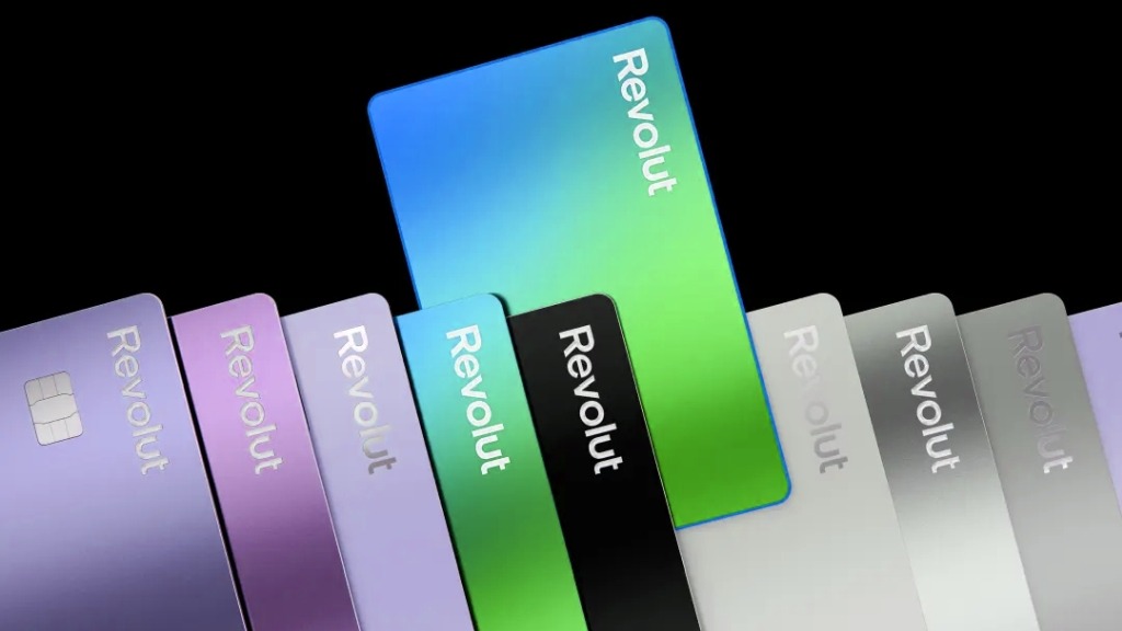 Revolut primul instrument accesibil pentru a transfera bani către un card